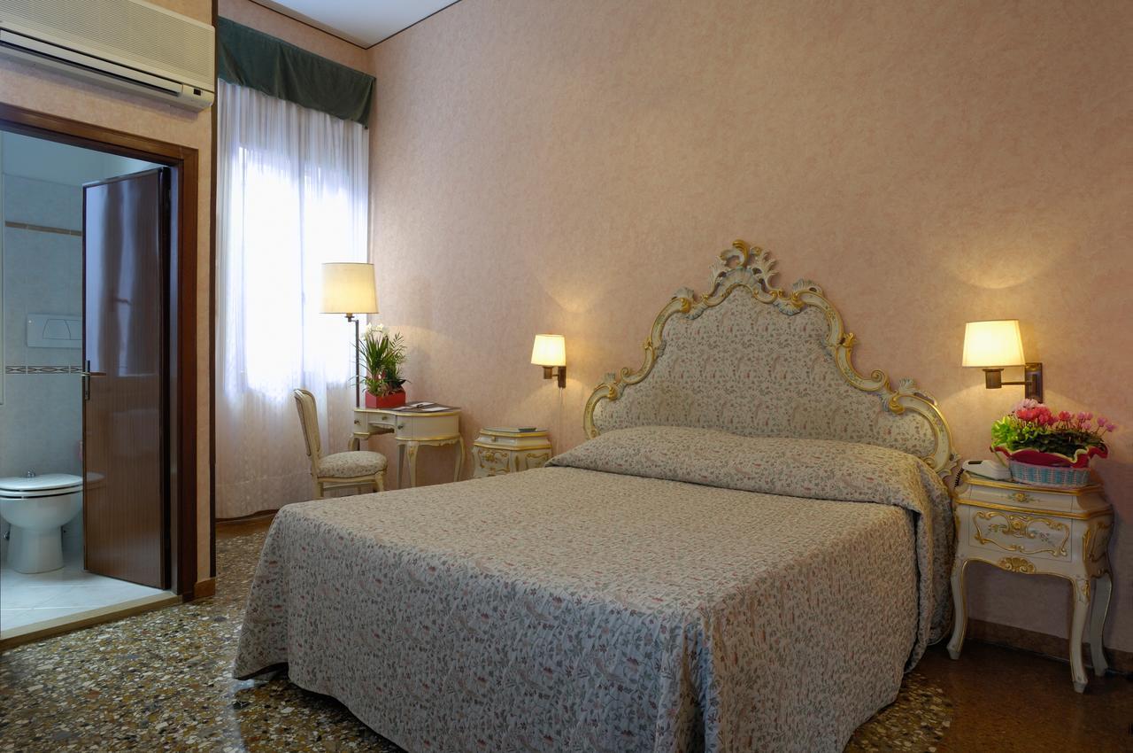 Hotel Basilea Venezia
