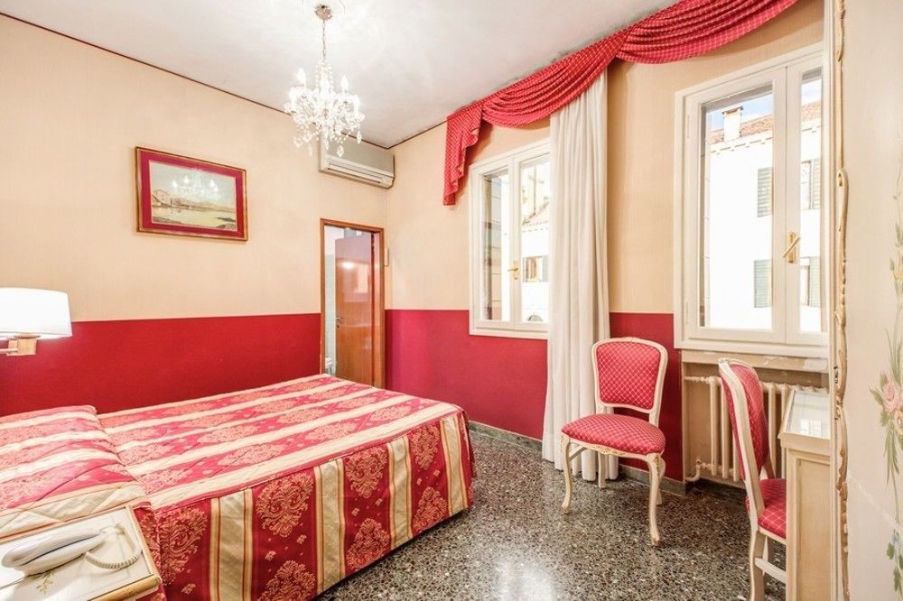 Basilea Hotel Venecia
